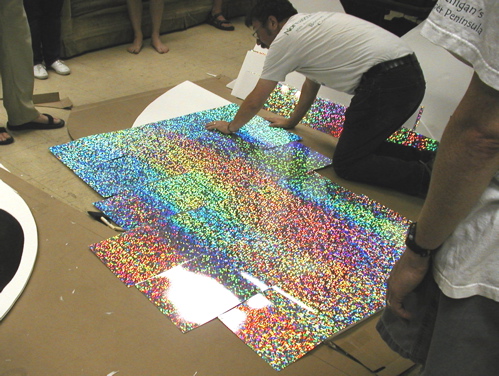 applying_glitter_paper